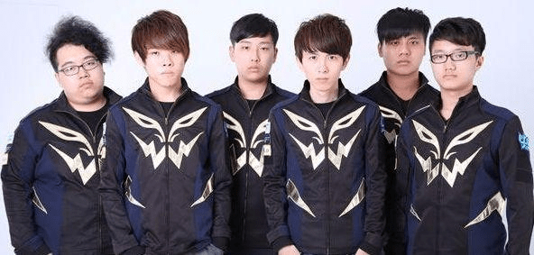 非洲雄狮 非洲雄狮